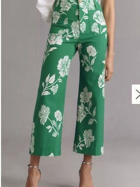 Anthropologie Maeve Collette and White Floral Cropped Wide-Leg Pants
